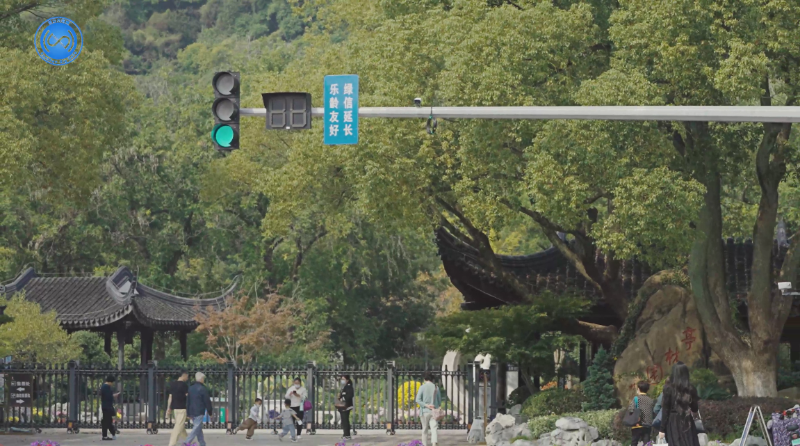 愛在指尖 更在心間