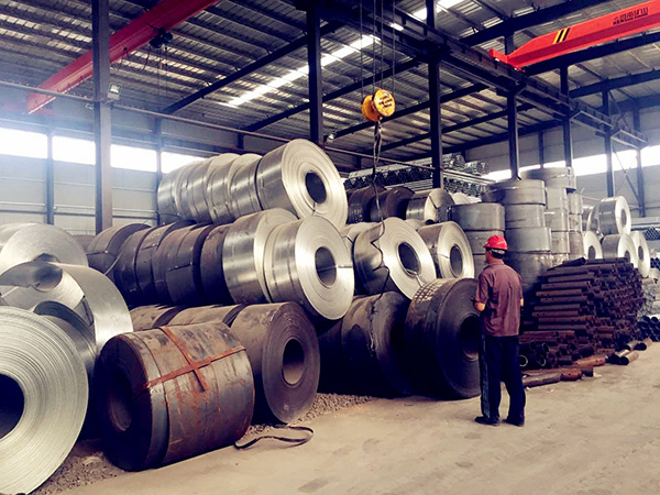 高速公路護欄板原料-鍍鋅帶區